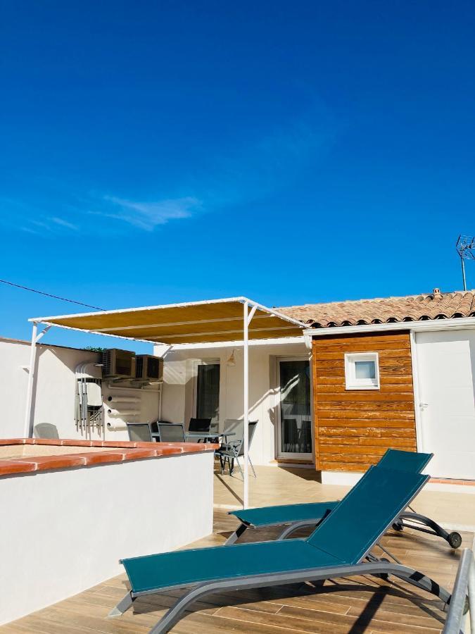 Gite Blanco Y Madera Narbonne Bagian luar foto